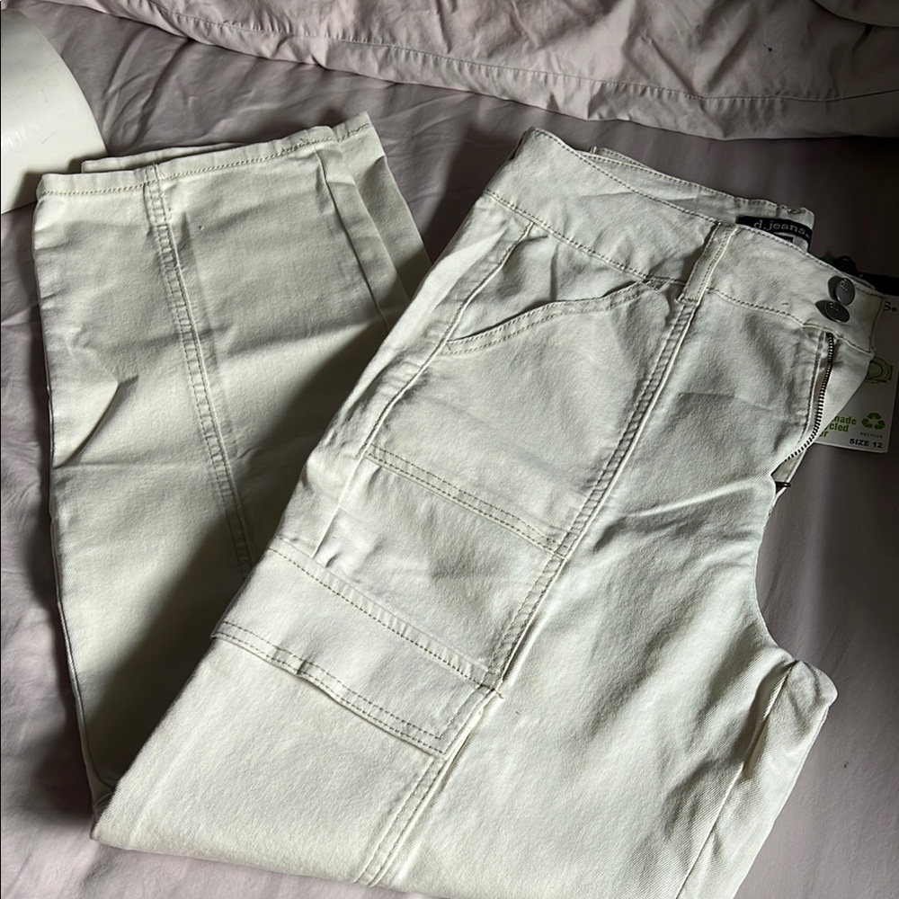 d. jeans Cream Relaxed Fit Denim